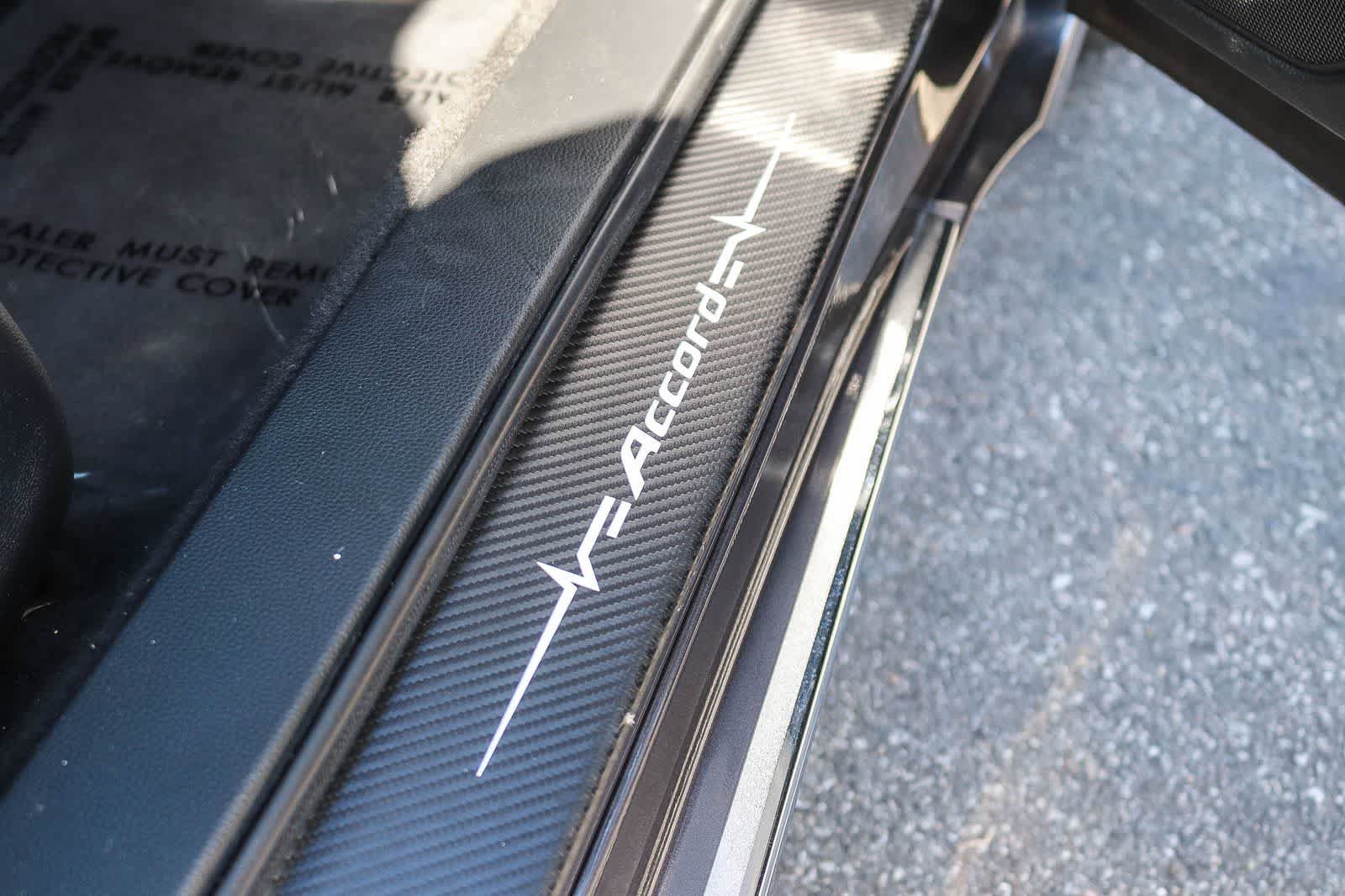Used 2020 Honda Accord EX image 18