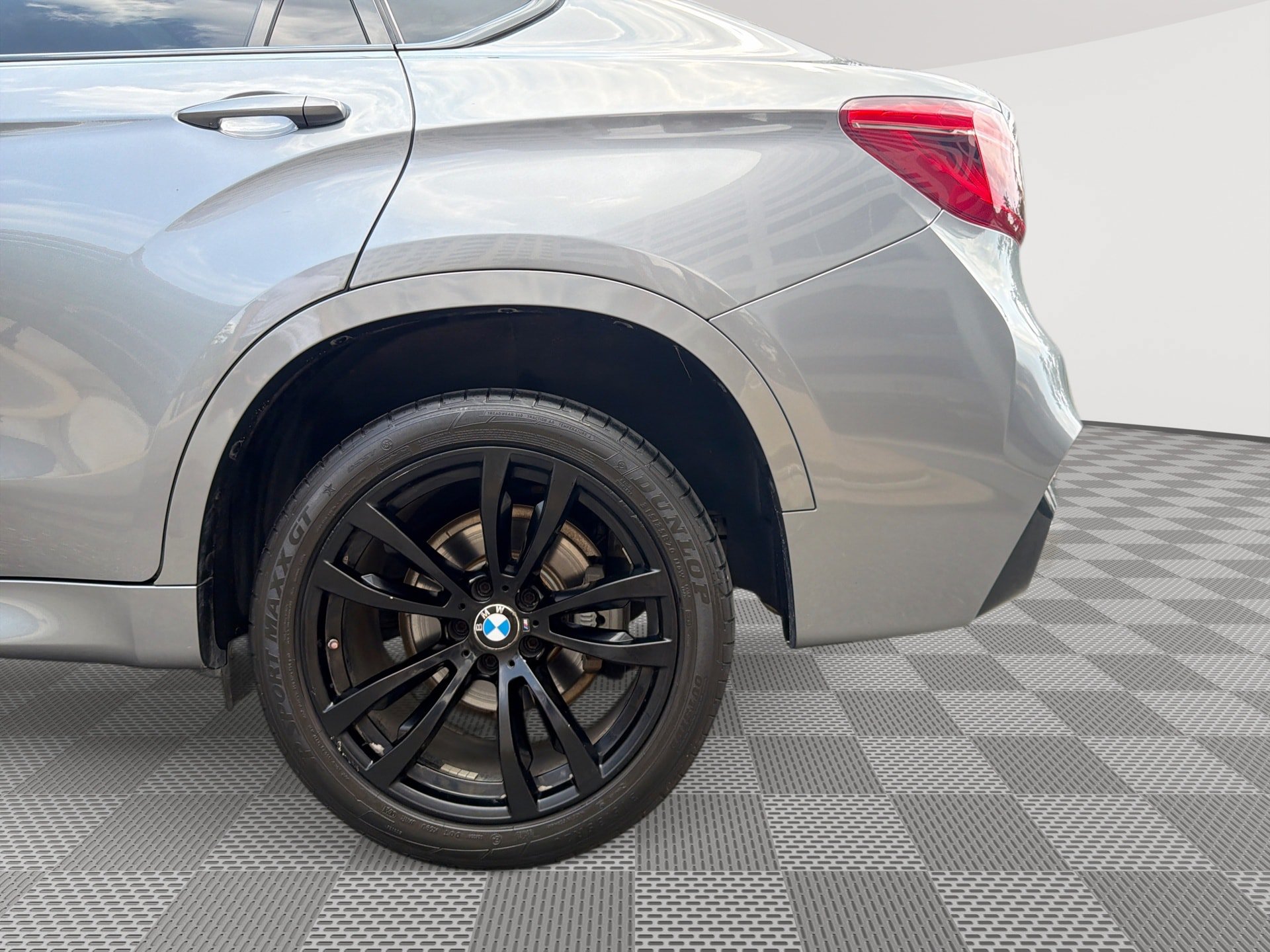Used 2017 BMW X6 xDrive35i AWD/4WD image 30