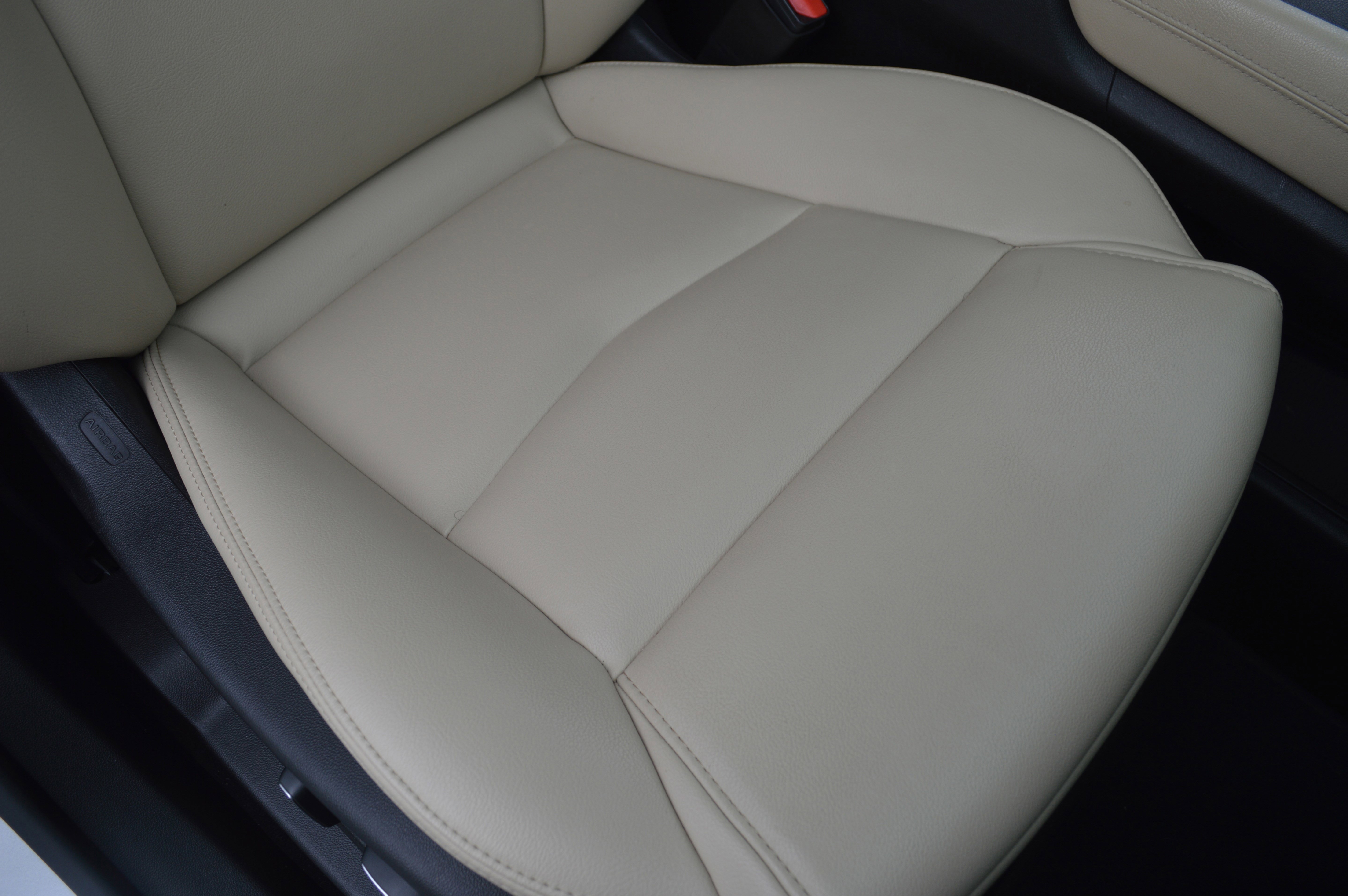 Used 2018 Cadillac XT5 FWD image 37