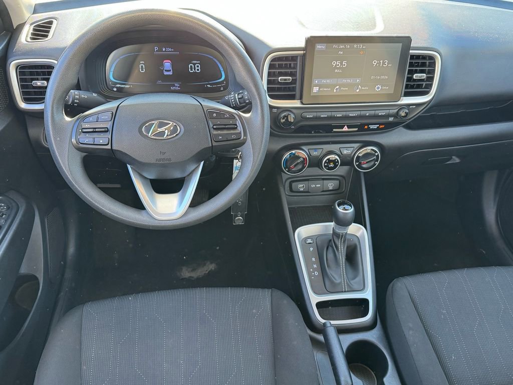 Used 2024 Hyundai Venue SE image 14