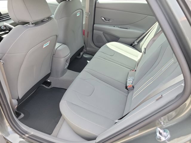 New 2026 Hyundai Elantra Sport FWD image 23