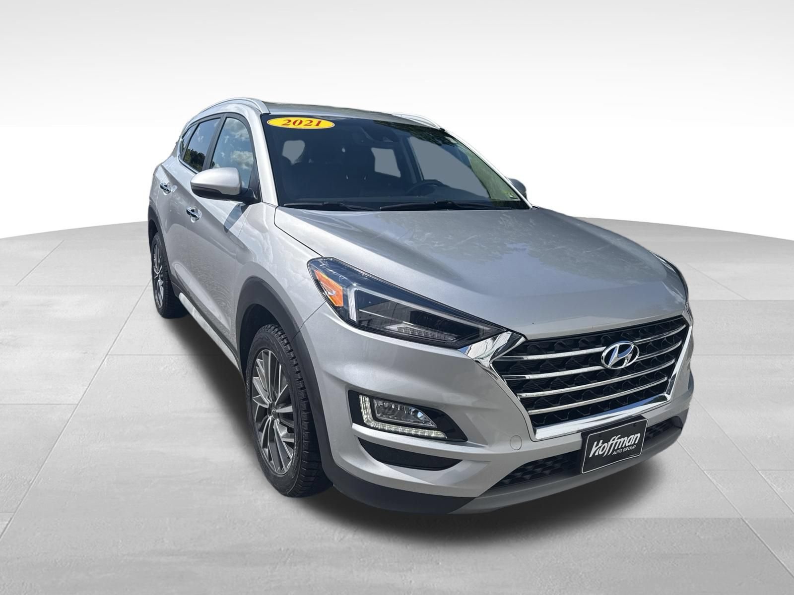 Certified 2021 Hyundai Tucson Limited AWD/4WD image 2