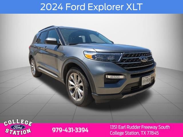 Used 2024 Ford Explorer XLT w/ Equipment Group 202A RWD image 1
