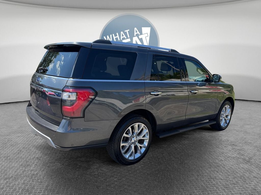 Used 2019 Ford Expedition Limited w/ Equipment Group 302A AWD/4WD image 3