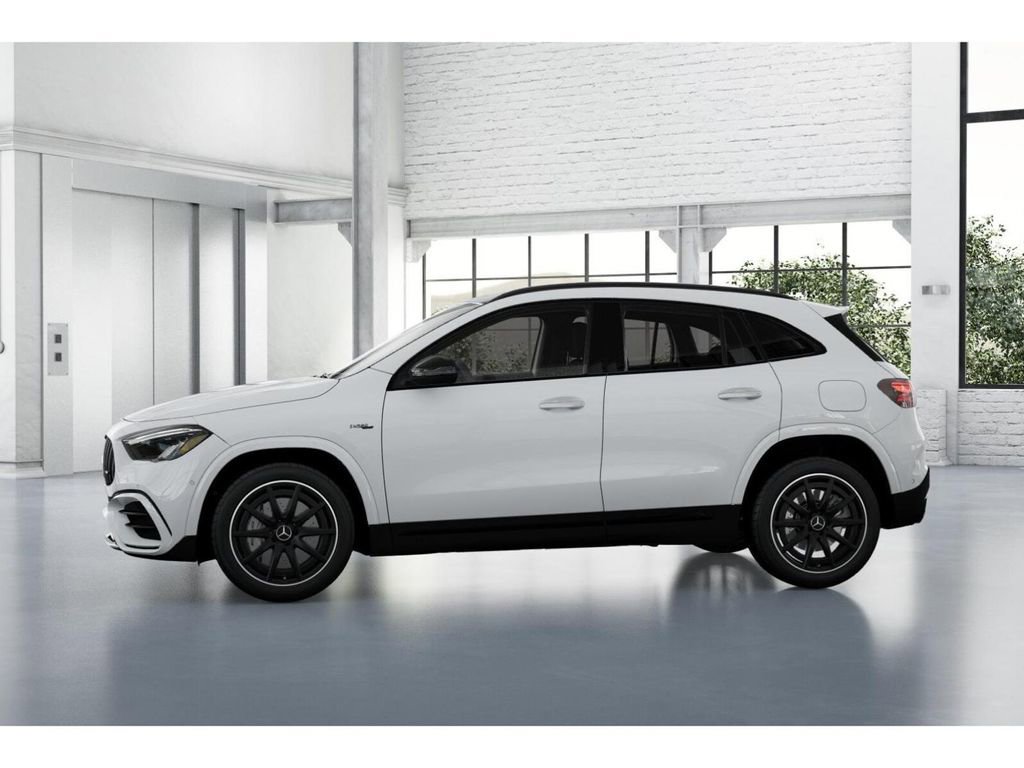 New 2026 Mercedes-Benz GLA 35 AMG 4MATIC image 35