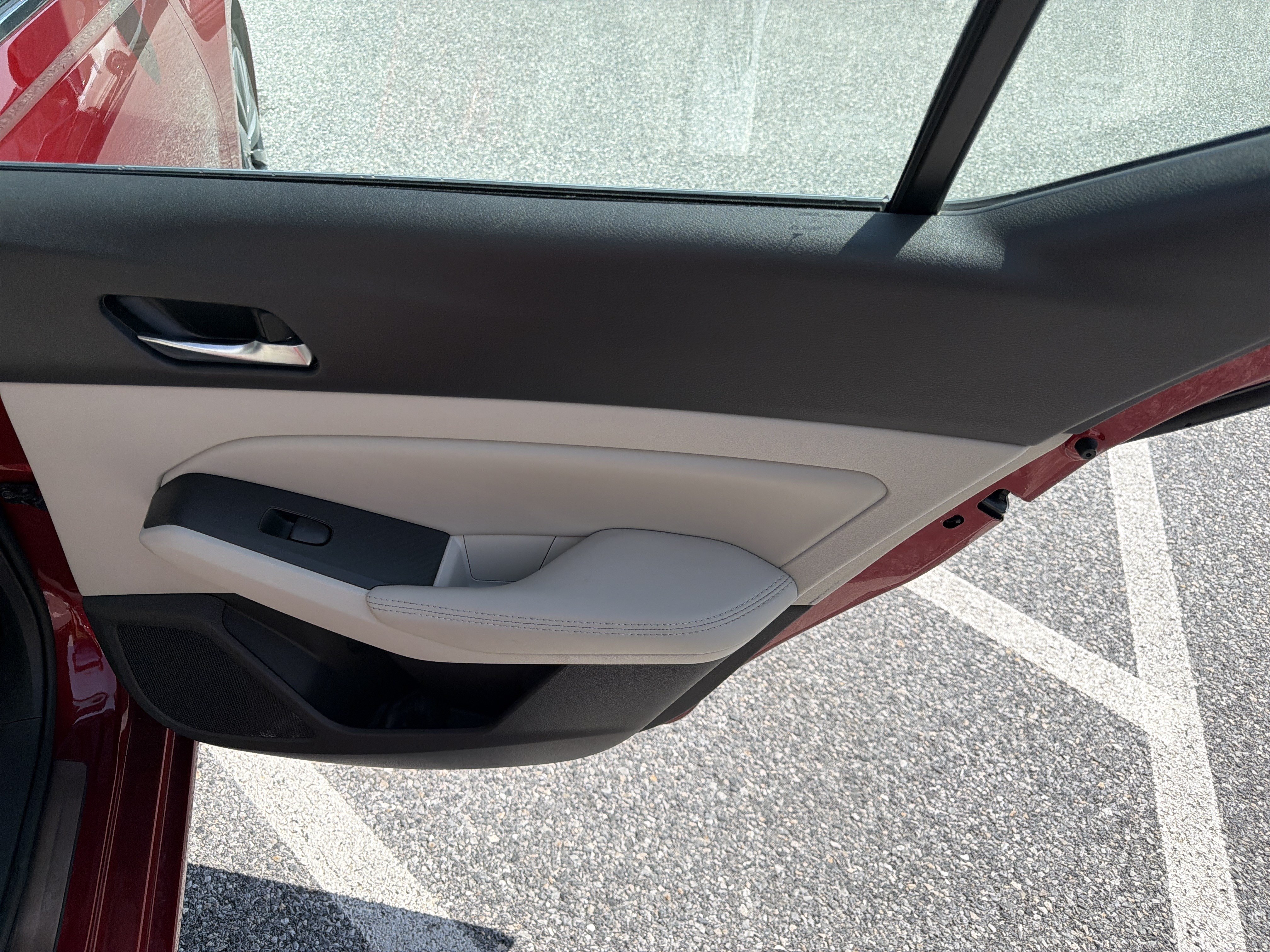 Used 2019 Nissan Altima 2.0 Edition One FWD image 18