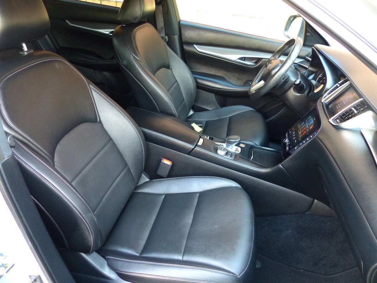 Used 2021 INFINITI QX50 Pure image 48
