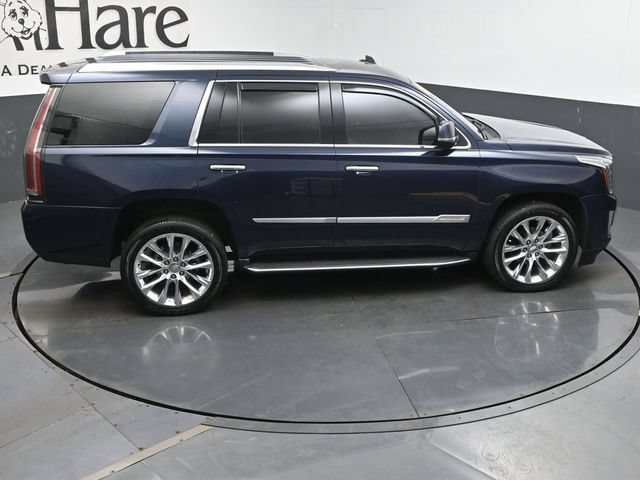 Used 2020 Cadillac Escalade Luxury AWD/4WD image 40