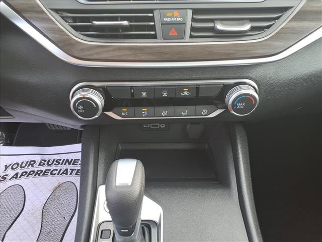 Used 2025 Nissan Altima 2.5 SV AWD/4WD image 27