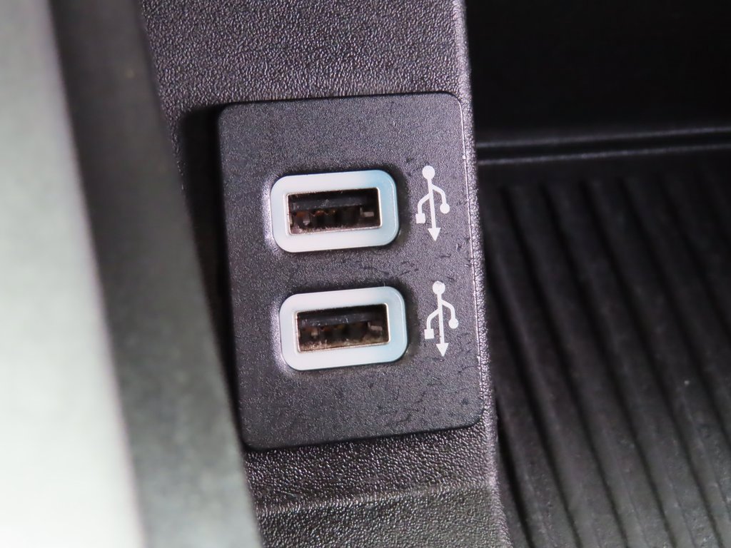 Used 2018 Ford F150 XLT w/ Equipment Group 302A Luxury image 9