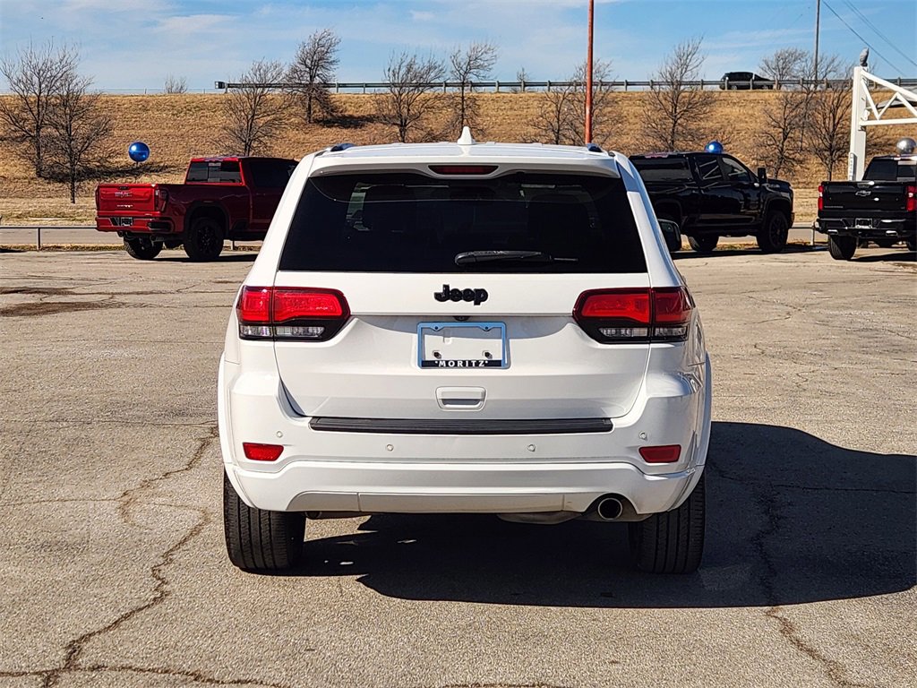 Used 2020 Jeep Grand Cherokee Altitude image 6