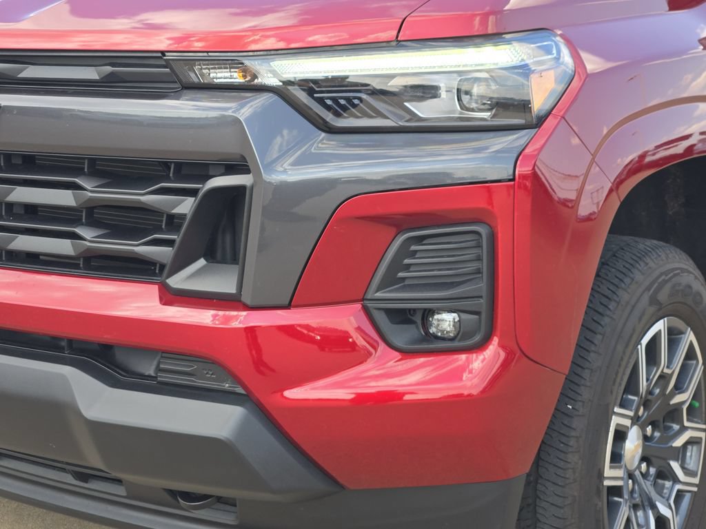 Used 2023 Chevrolet Colorado LT w/ LT Convenience Package III AWD/4WD image 28