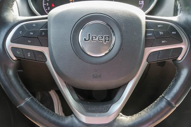 Used 2022 Jeep Grand Cherokee Laredo X AWD/4WD image 27