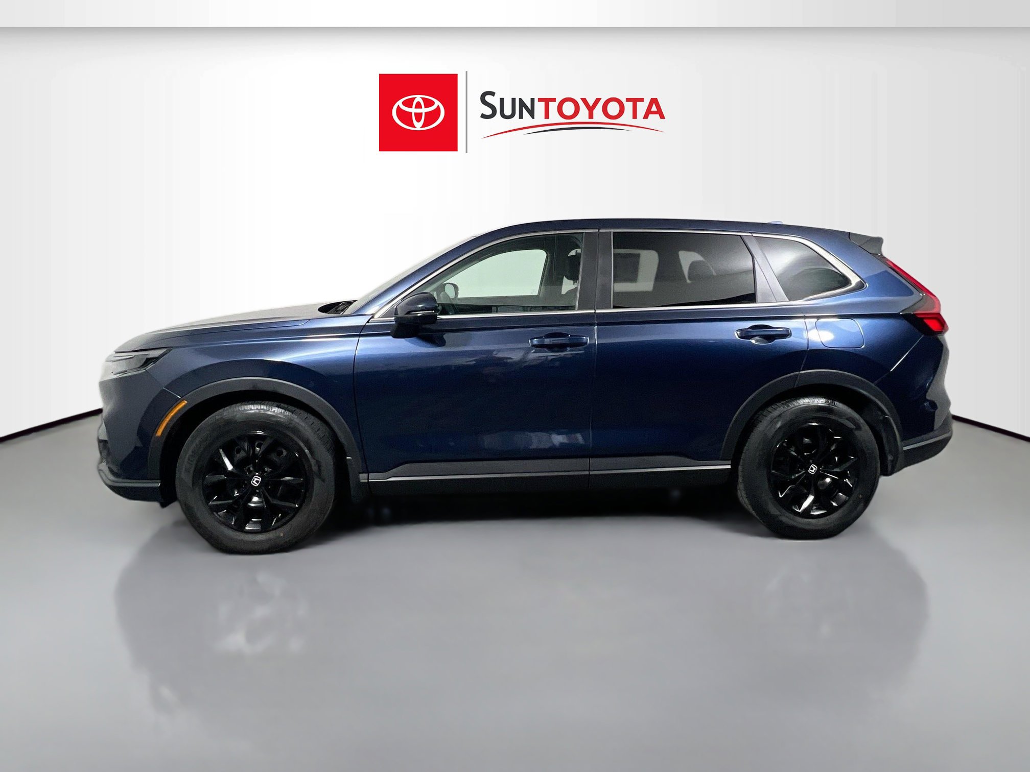 Used 2025 Honda CR-V LX image 7