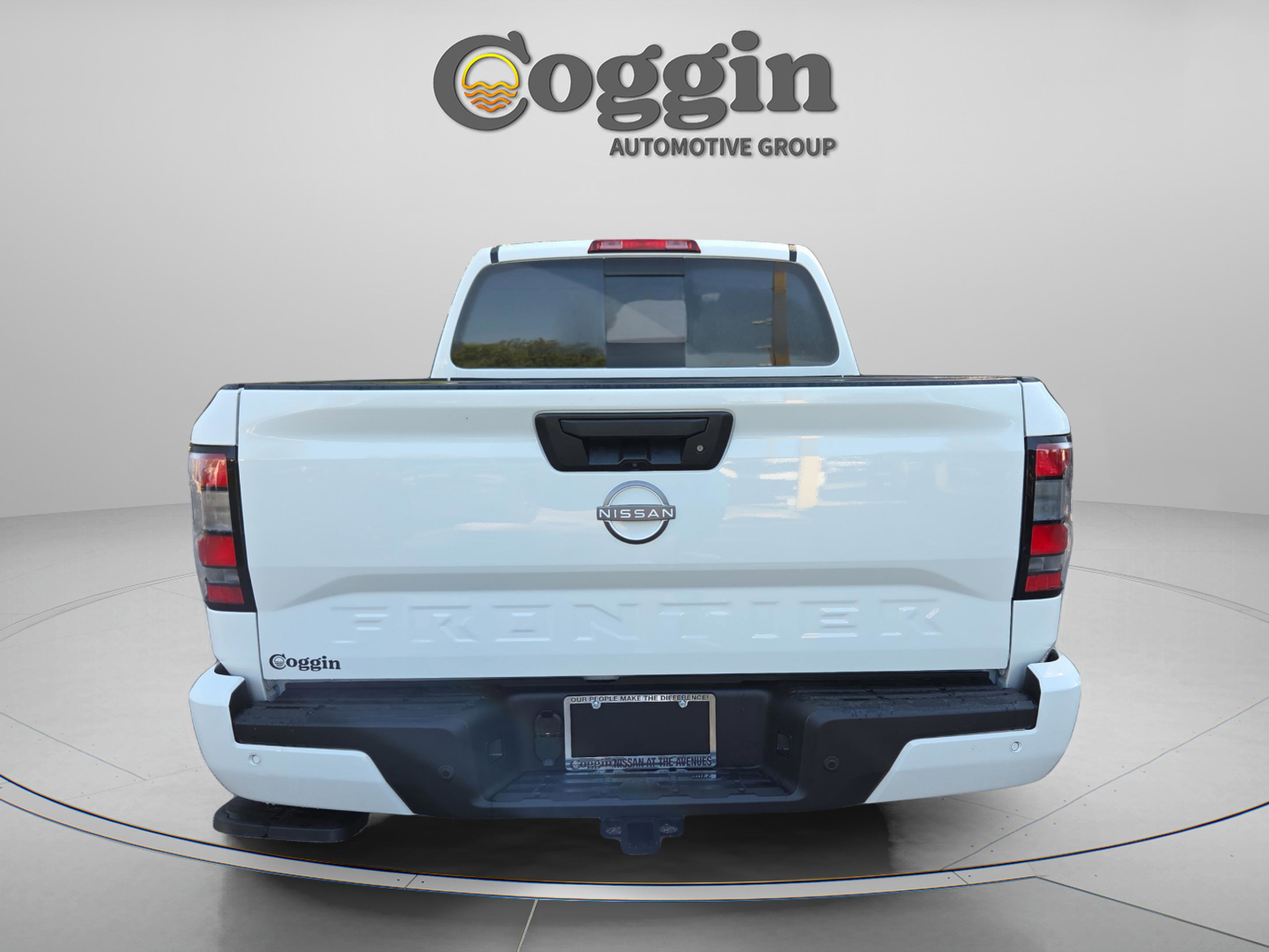 Certified 2026 Nissan Frontier SV w/ All-Weather Content Package RWD image 4