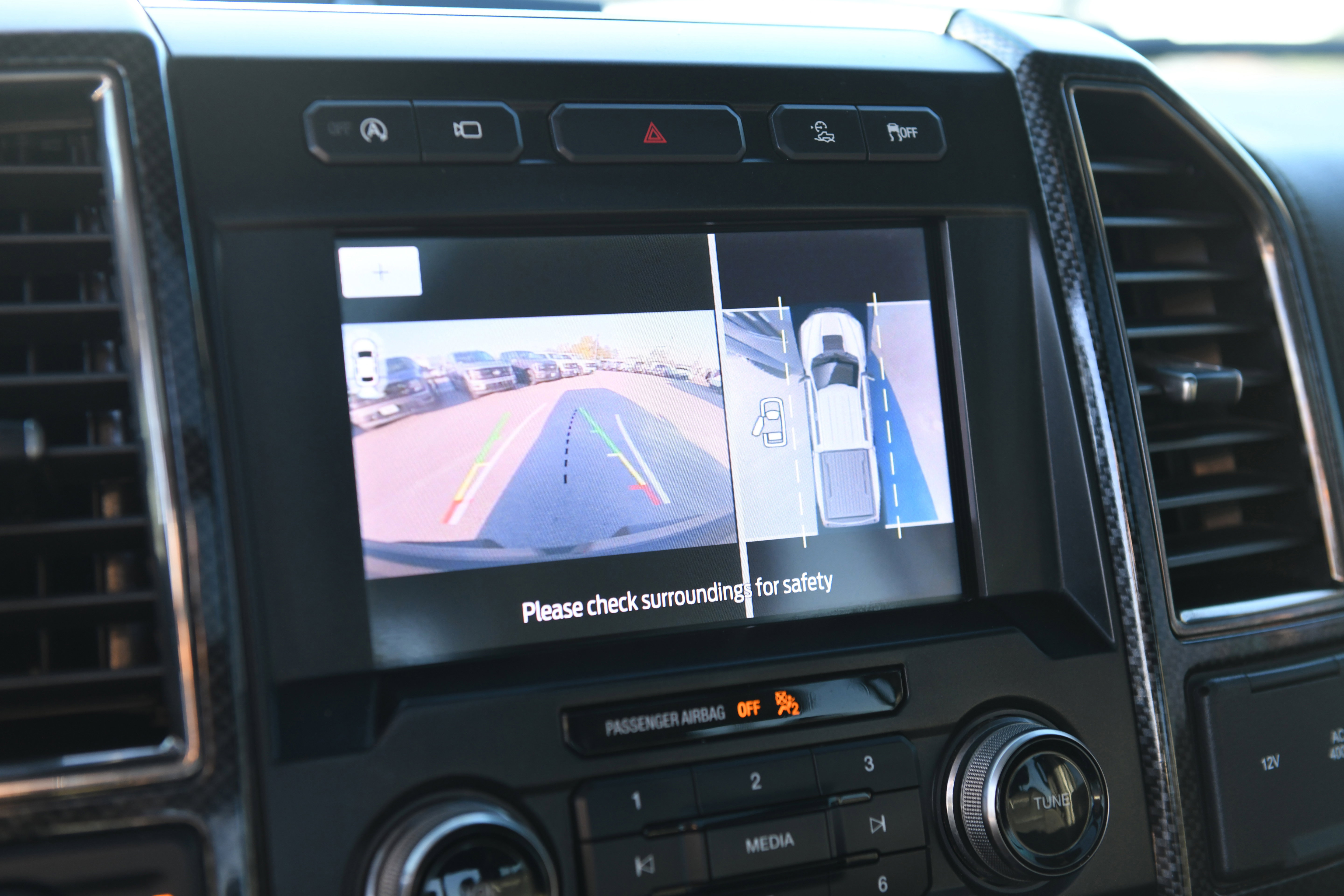 Used 2020 Ford F150 Raptor w/ Equipment Group 802A Luxury image 29