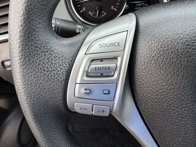 Used 2016 Nissan Rogue SV AWD/4WD image 19