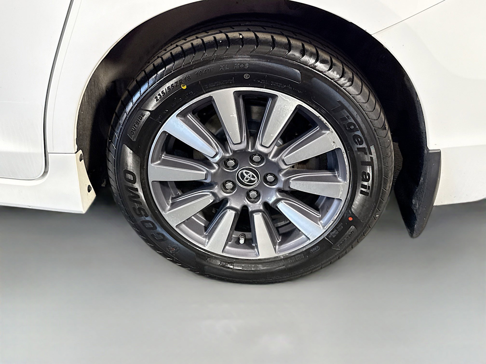 Used 2020 Toyota Sienna LE w/ LE Preferred Package AWD/4WD image 35
