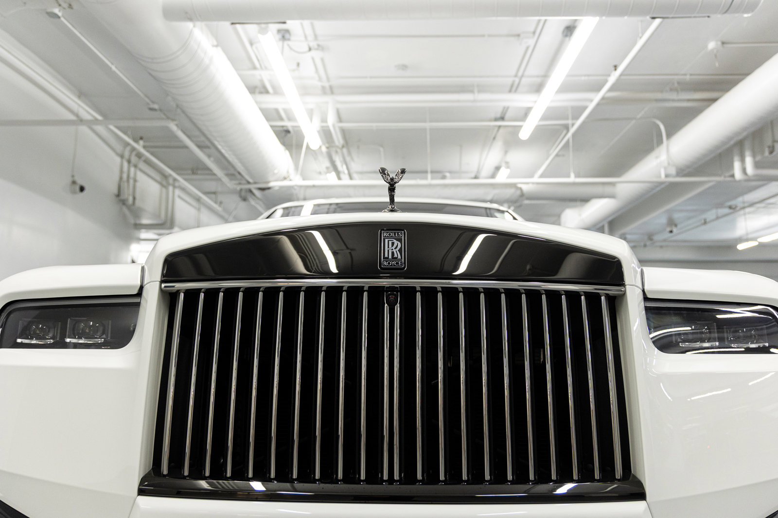 New 2026 Rolls-Royce Cullinan Black Badge image 13