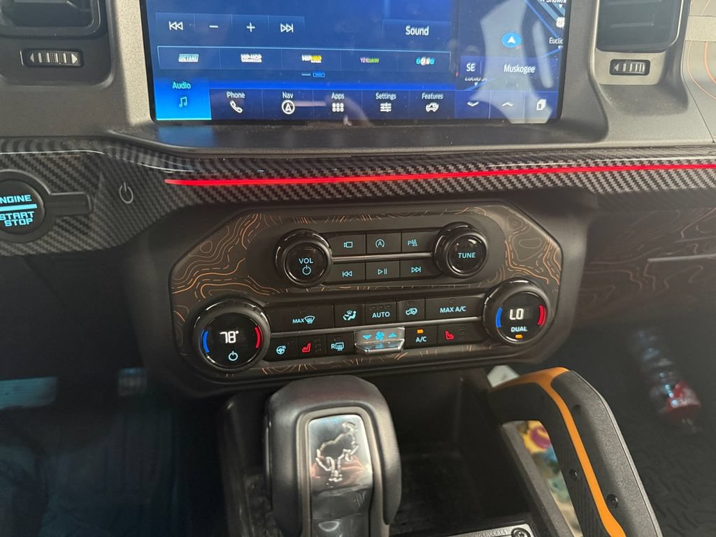 Used 2024 Ford Bronco Badlands AWD/4WD image 17