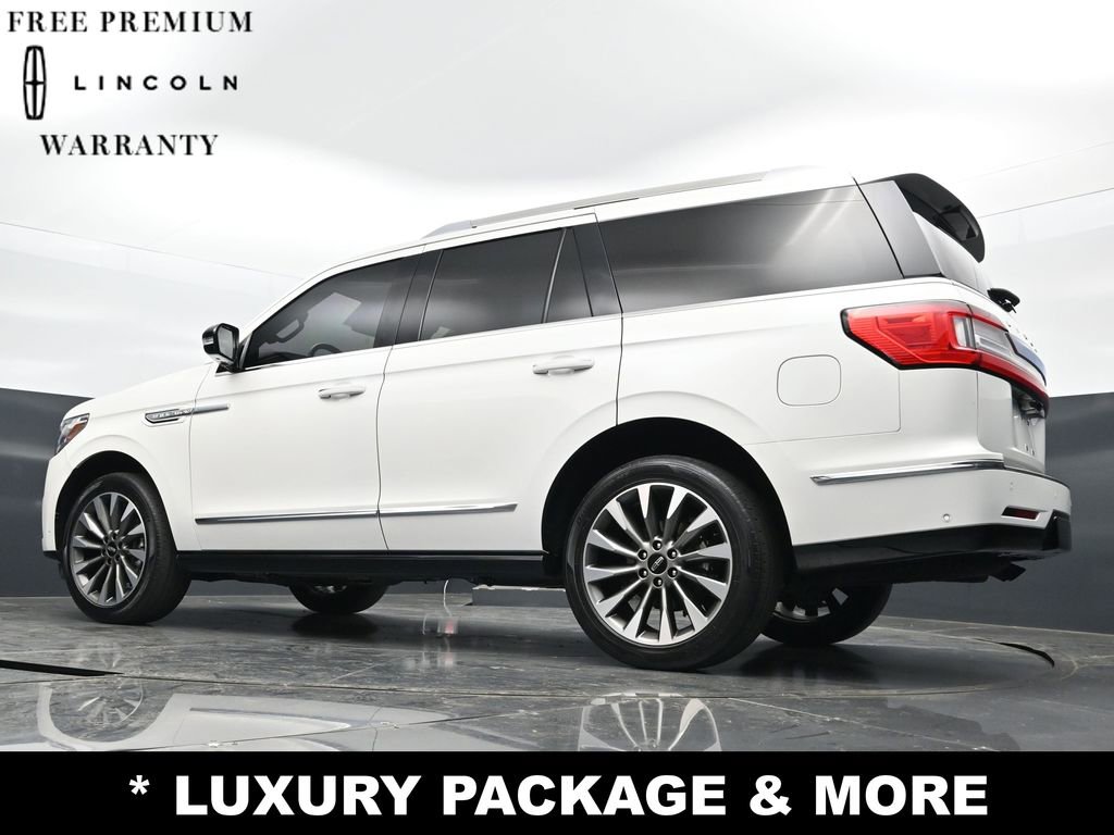 Used 2021 Lincoln Navigator Reserve w/ Luxury Package RWD image 27