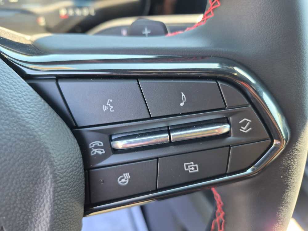 New 2026 Chevrolet Equinox RS w/ Convenience Package III FWD image 20