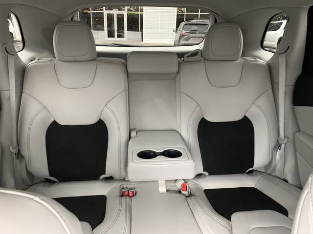 Used 2020 Jeep Cherokee Latitude Plus image 28