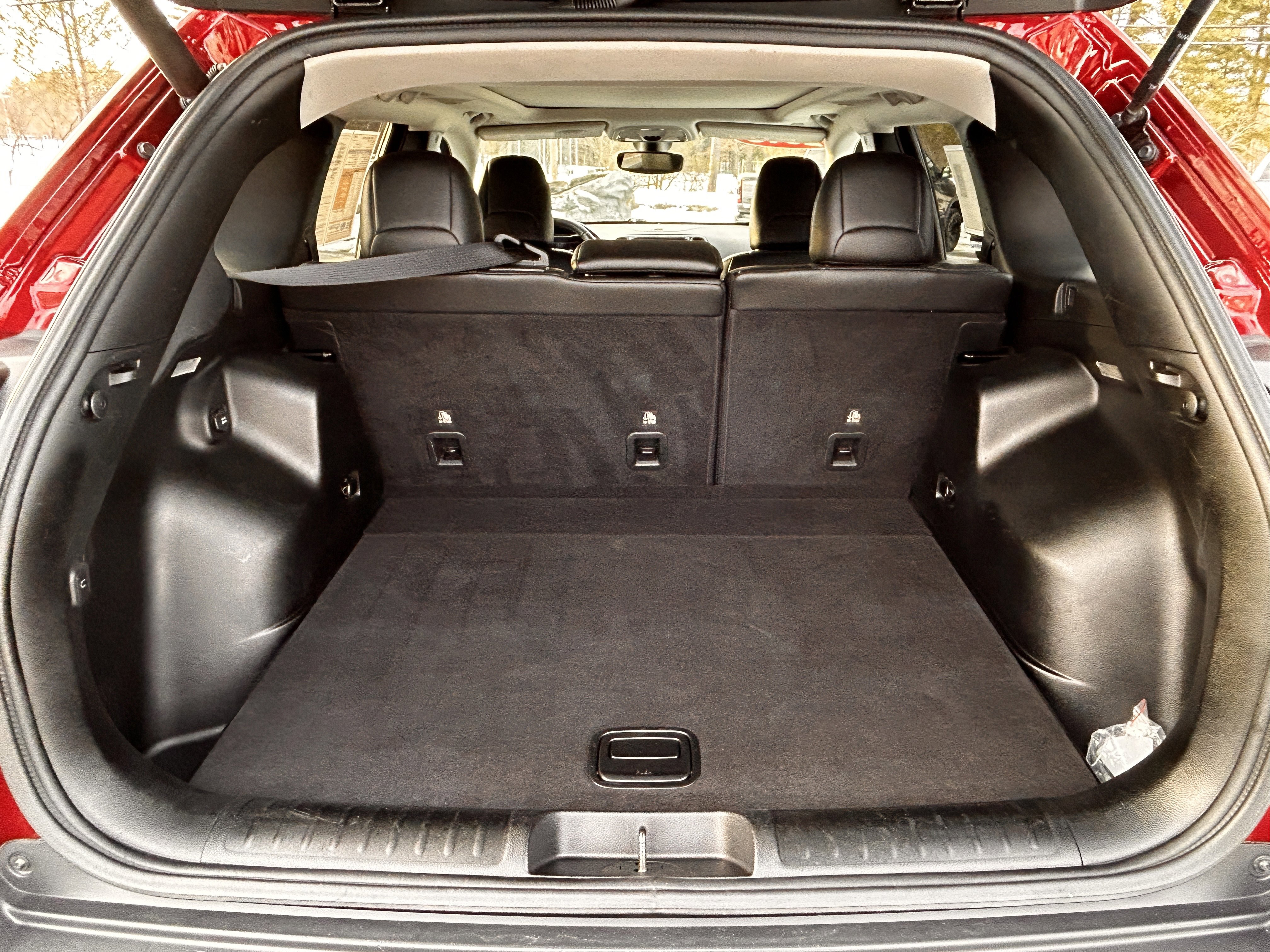 Used 2019 Jeep Cherokee Limited image 11