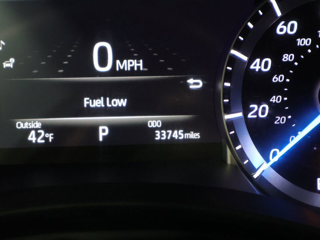 Used 2023 Toyota Highlander LE image 39