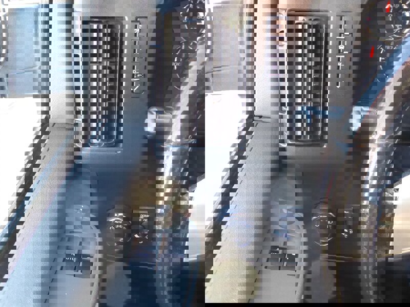 Used 2017 Chevrolet Express 2500 LS image 14