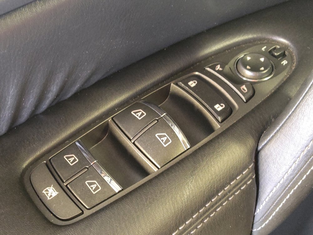 Used 2020 Nissan Armada SL w/ Premium Package image 27