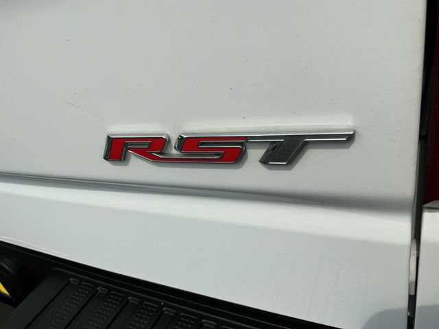 Used 2025 Chevrolet Silverado 1500 RST AWD/4WD image 32