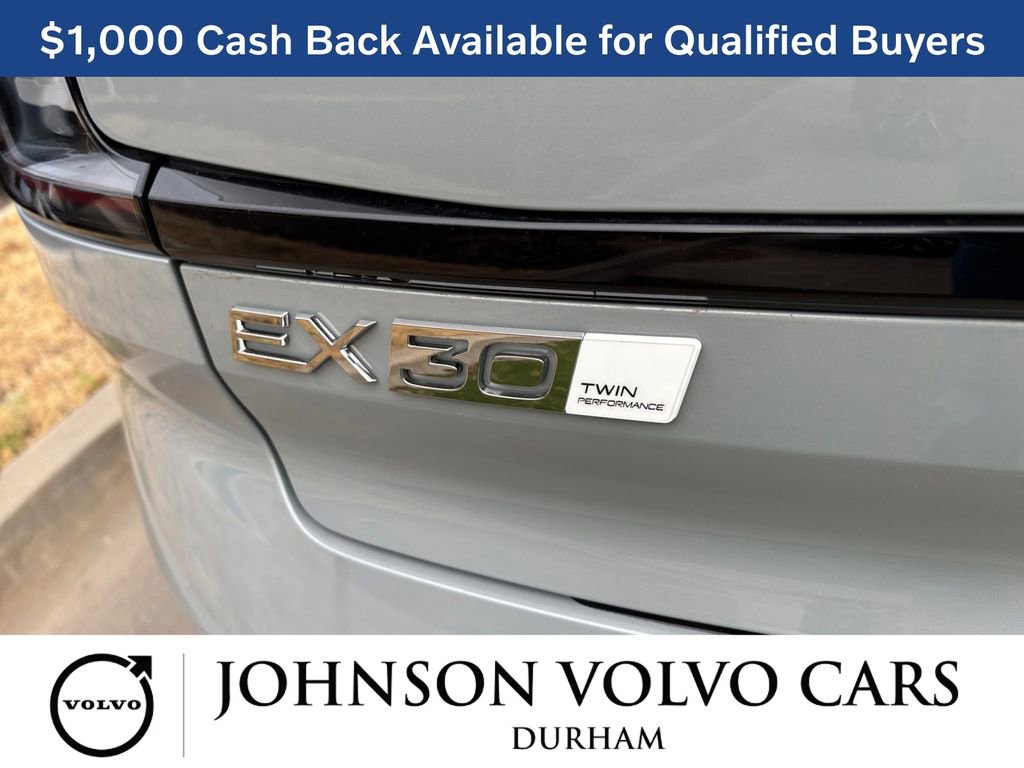 New 2025 Volvo EX30 Plus w/ Protection Package Premier image 6