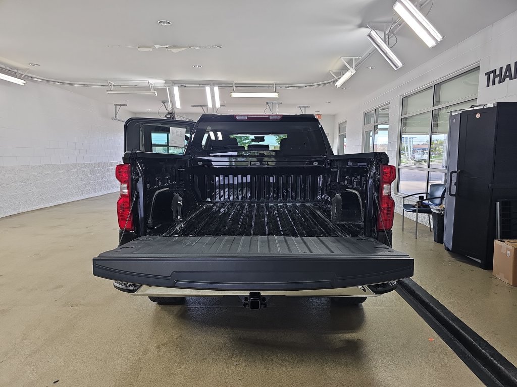 Certified 2023 Chevrolet Silverado 1500 LT AWD/4WD image 15