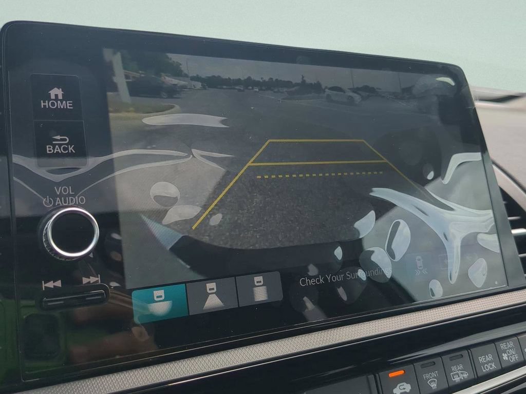 New 2026 Honda Odyssey Touring image 13