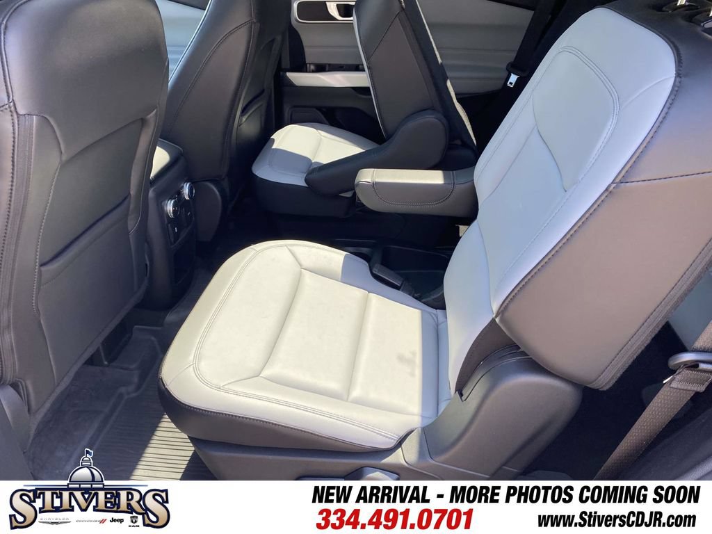 Used 2021 Ford Explorer XLT w/ Equipment Group 202A RWD image 46
