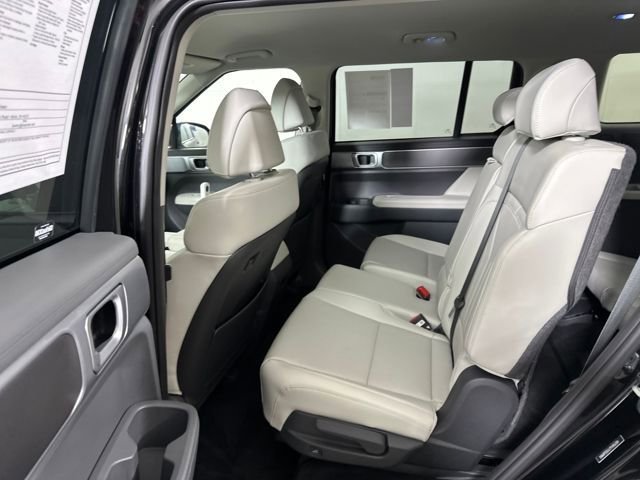 Used 2026 Hyundai Santa Fe SEL AWD/4WD image 44