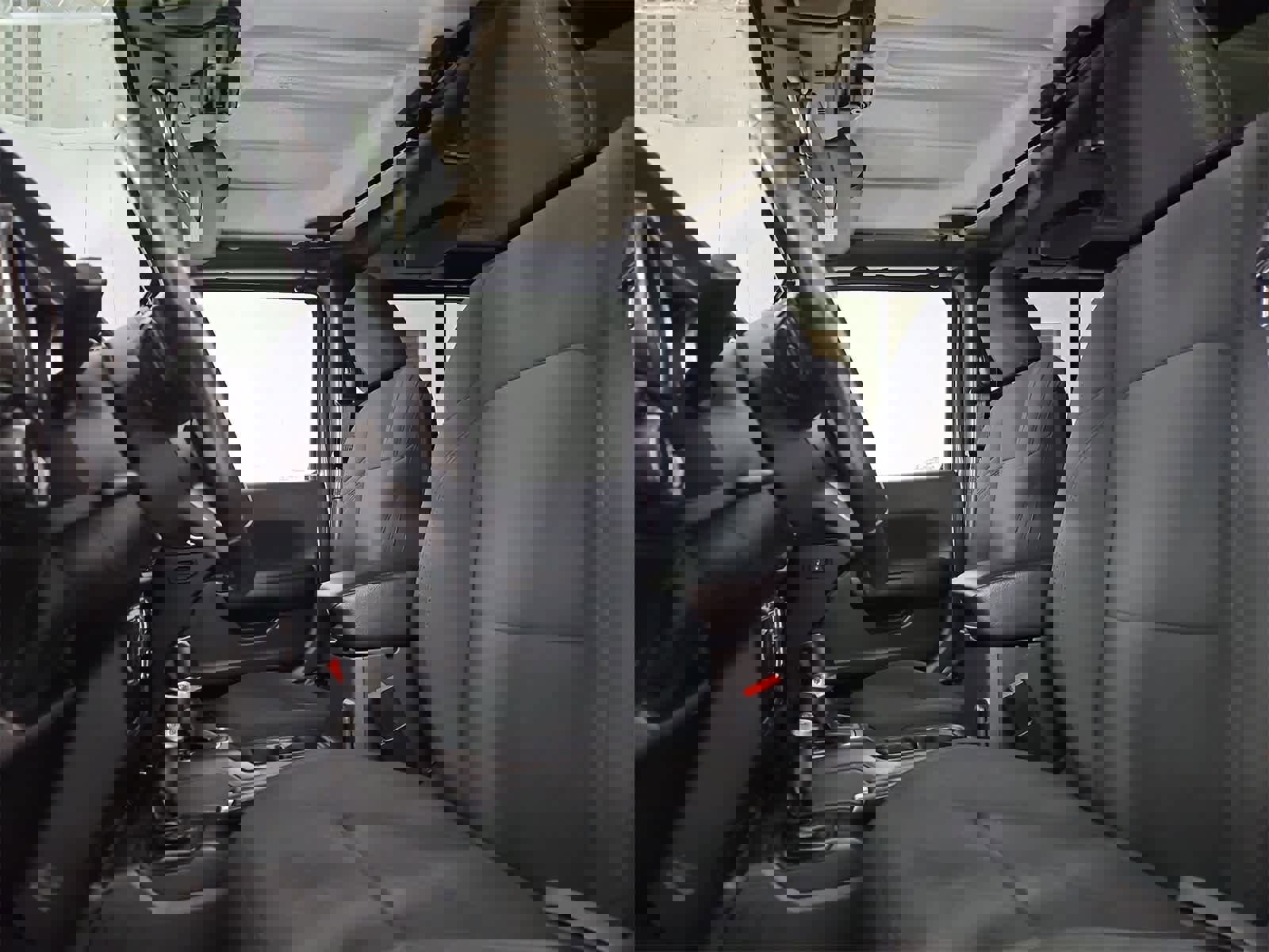 Used 2020 Jeep Wrangler Unlimited Sport S image 17