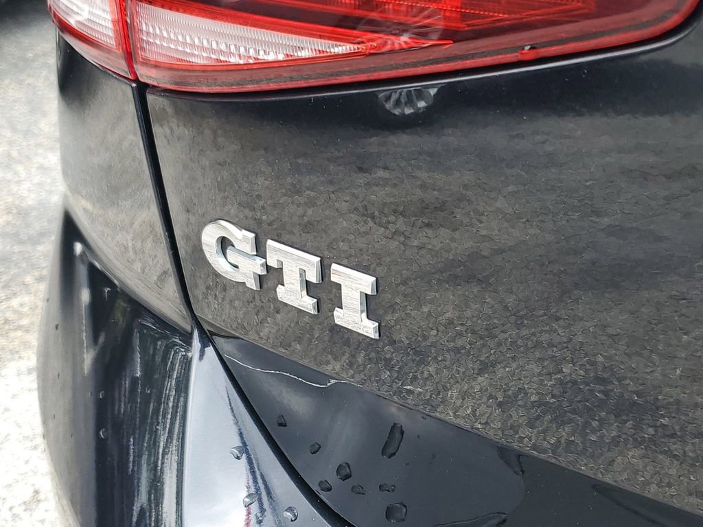 Used 2018 Volkswagen GTI S FWD image 8