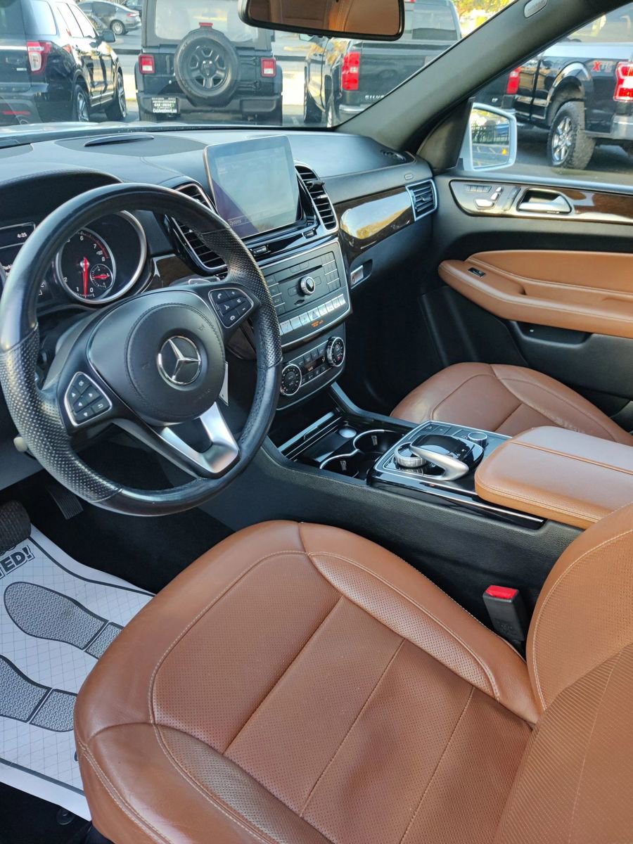 Used 2018 Mercedes-Benz GLS 450 GLS 450 4MATIC Sport Utility 4 w/ Premium Package image 28