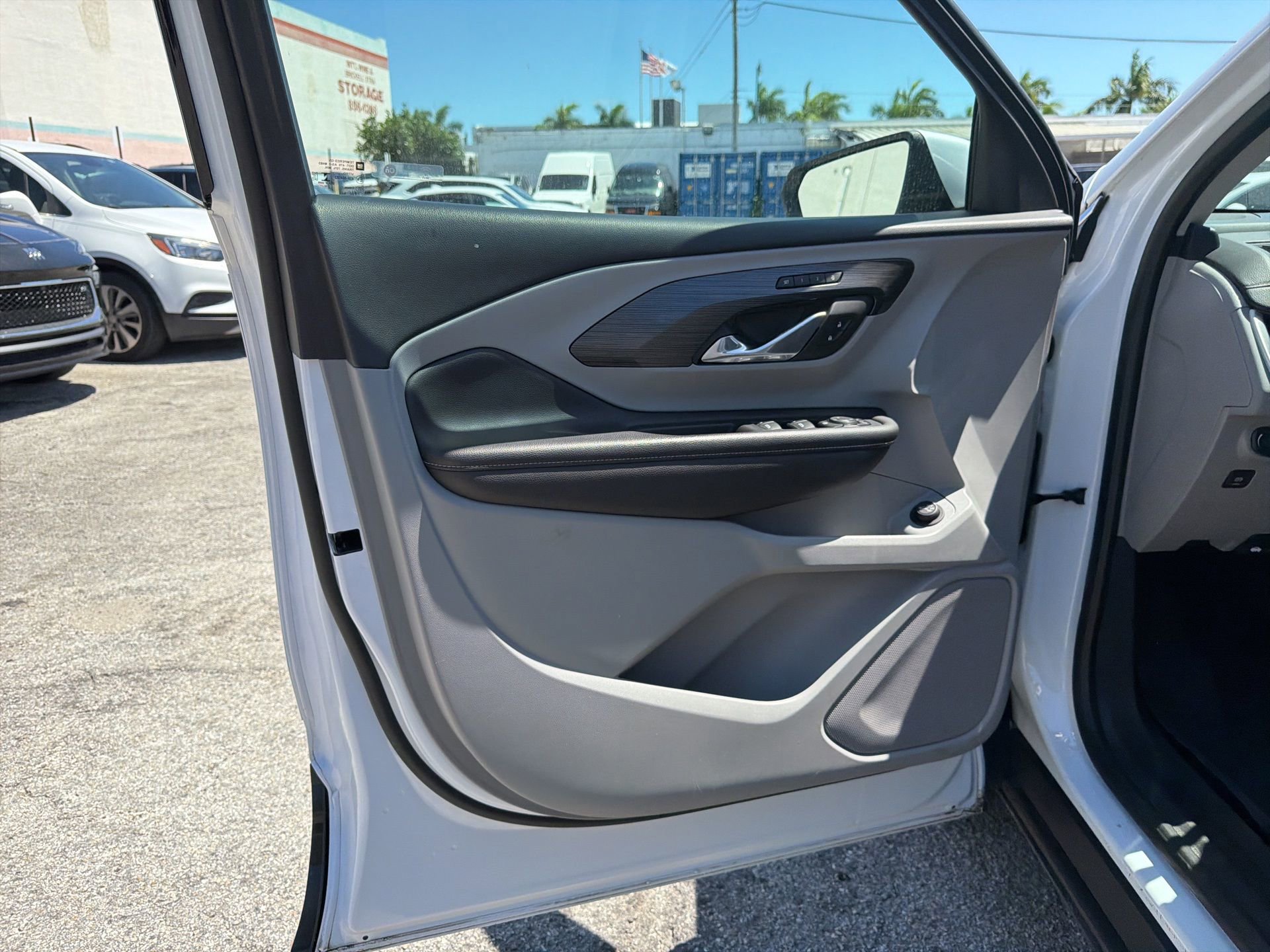 Used 2023 GMC Terrain SLT w/ LPO, Floor Liner Package FWD image 20