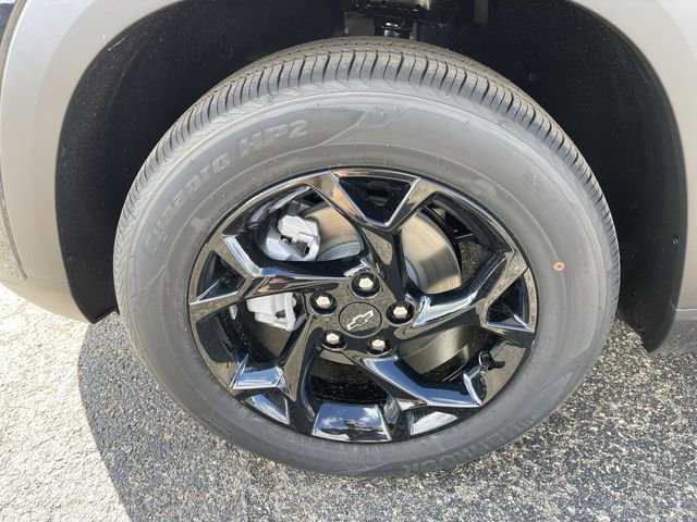 New 2026 Chevrolet Trax LT w/ Driver Confidence Package FWD image 10