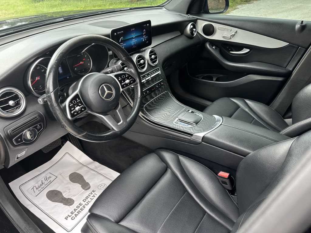 Used 2021 Mercedes-Benz GLC 300 image 6