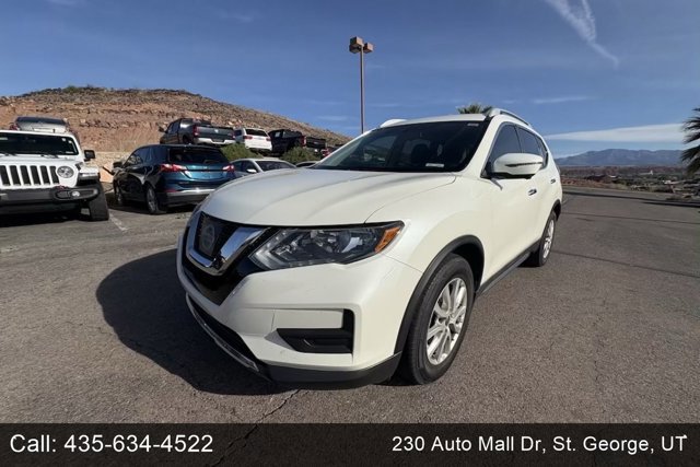 Used 2017 Nissan Rogue SV w/ SV Premium Package image 1