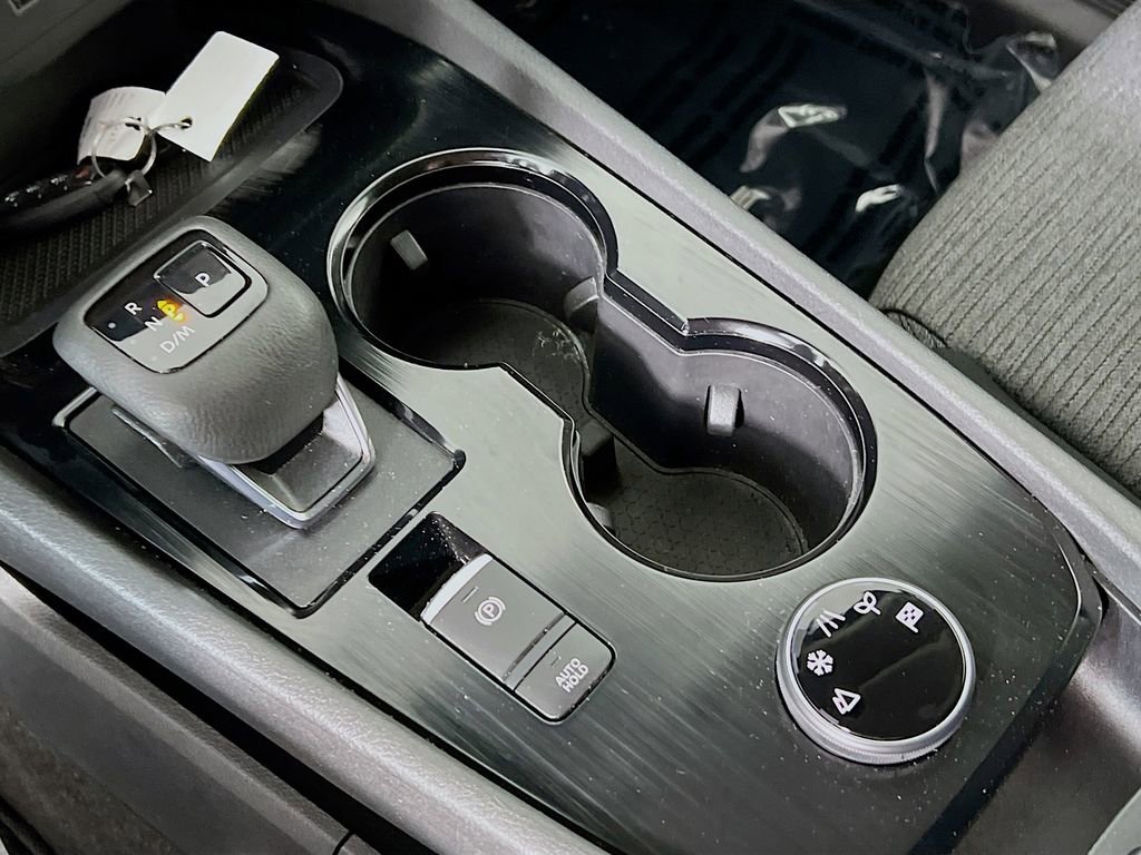 Used 2022 Nissan Rogue SV AWD/4WD image 16