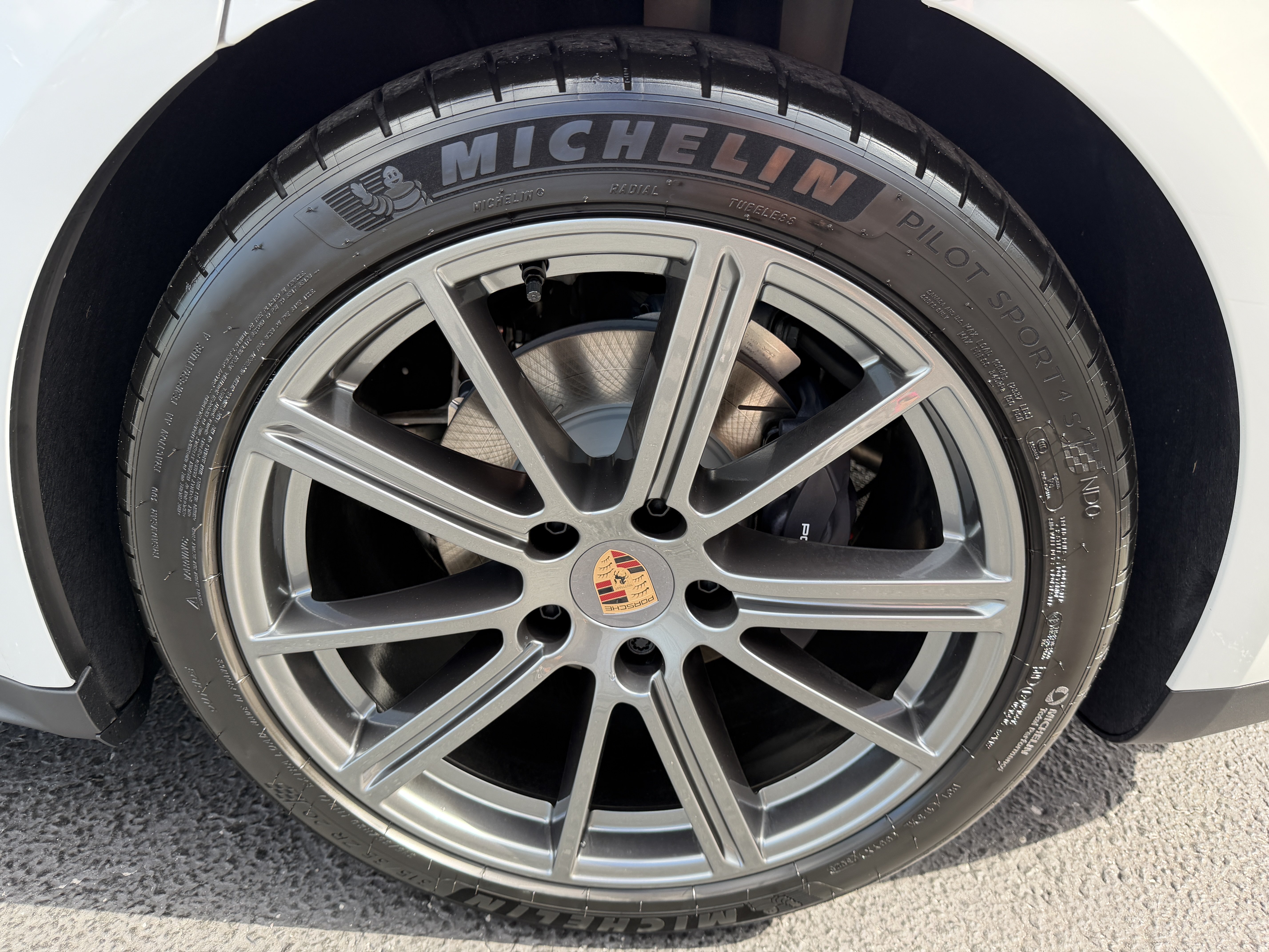 New 2026 Porsche Panamera 4 AWD/4WD image 16