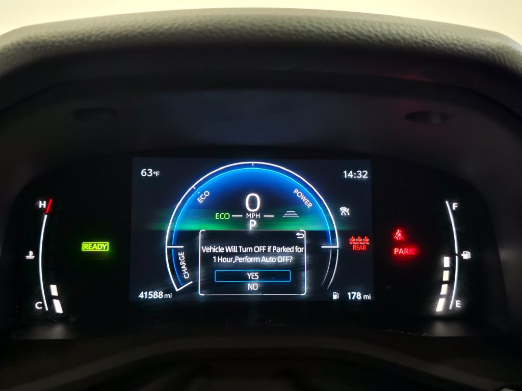 Certified 2025 Toyota Camry LE FWD image 27