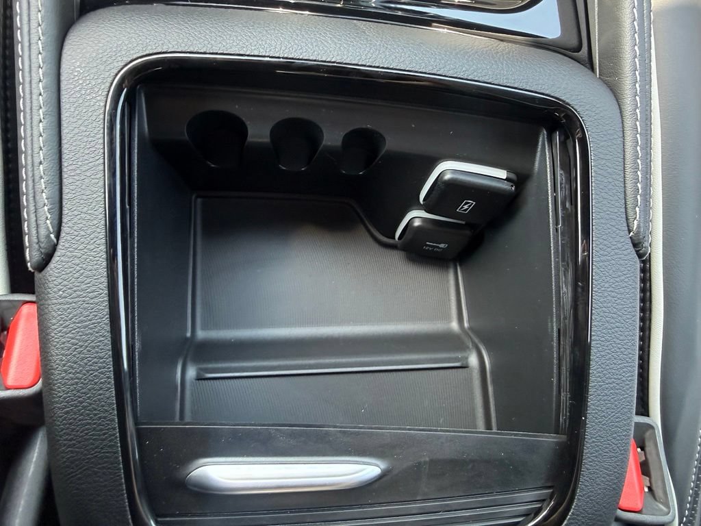 New 2027 Chrysler Pacifica Limited FWD image 25