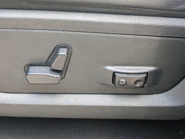 Used 2018 RAM 1500 Sport image 20