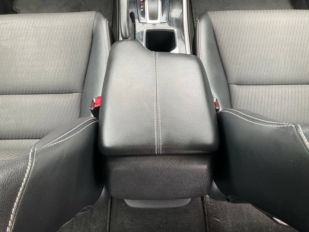 Used 2016 Honda Accord Sport image 25